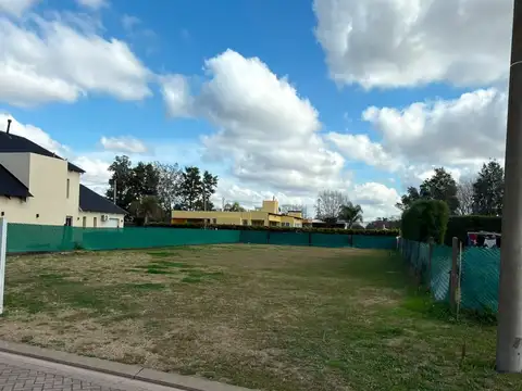 VENTA LOTE BARRIO PRIVADO LA ANTONELLA ZAVALLA