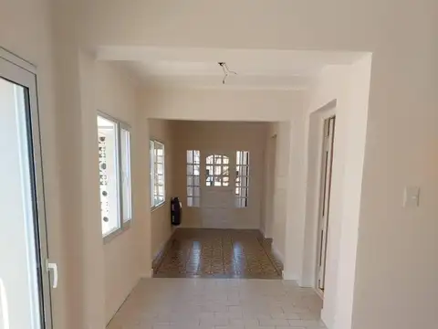 Ituzaingó e/ Leandro N. Alem y Sarmiento