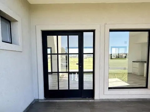 Casa en Venta en Monet Barrio Privado, USD 210.000