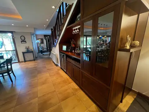 Casa en Venta en Adrogue, USD 960.000