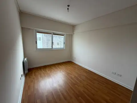 Hermoso Departamento 3 Ambientes amplio en alquiler en Villa del Parque