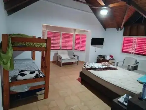 Casa 4 ambientes con 3 baños