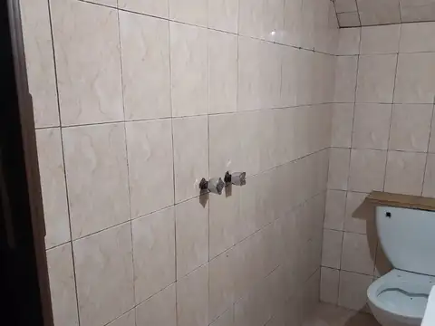 Departamento en Alquiler en Gonzalez Catan, $ 380.000