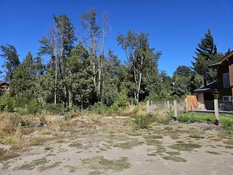 VENTA Lote/Terreno 263.22 m2 planos aprobados Cacique Antriao 650 Barrio Norte Villa la Angostura