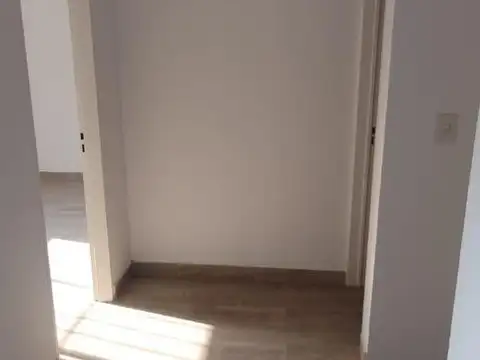 Depto Tipo Casa 4 ambientes con 2 baños