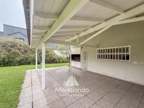 Casa en Alquiler de 4 dormitorios