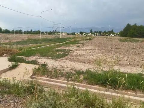 Terreno en Venta en Russell, USD 18.000