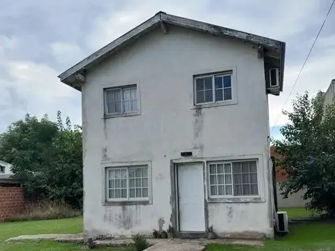 Casa en venta - 3 Dormitorios 2 Baños - Cocheras - 600Mts2 - Del Viso