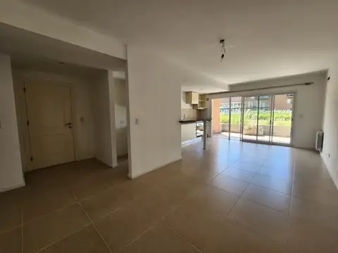 Riobamba 400, Piso PB