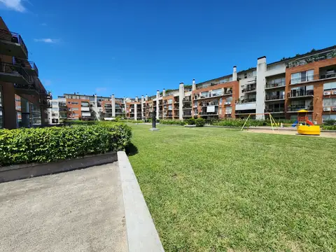 Beccar Plaza 2 (Riobamba 480) Depto 3 amb. Cochera. Planta baja. Parrilla. Patio. Amenities