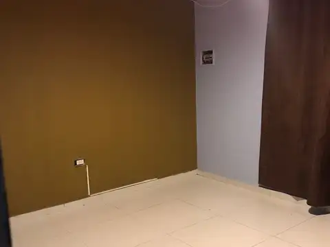 16/80 Casa con parrilla y pileta, Comunicarse al 