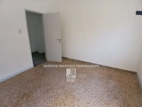 Departamento en Alquiler en El Palomar, $ 650.000
