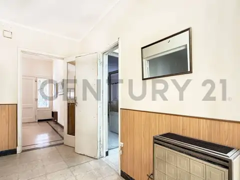 Casa 4 ambientes con 1 baño
