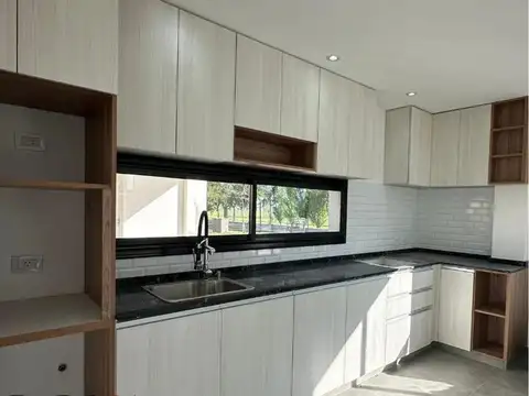 Casa en Alquiler en Countries y Barrios Cerrados en San Vicente, USD 2.000