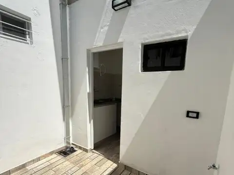 Oficina en Alquiler en Merlo, $ 300.000