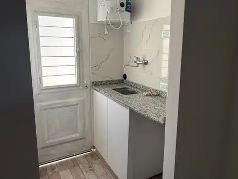 Oficina en Alquiler en Merlo, $ 300.000