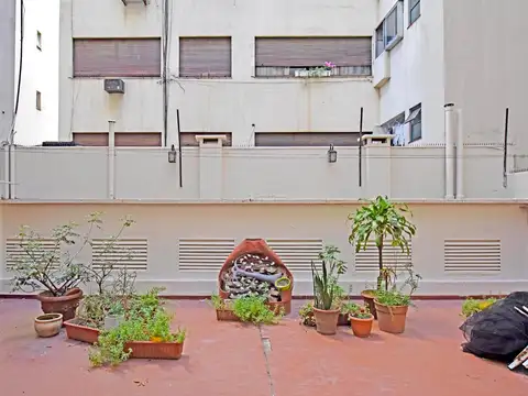 ESPECTACULAR 3AMB + dependencia + DOS PATIOS + cochera