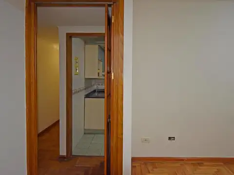 Departamento en Venta en Parque Centenario, USD 167.900