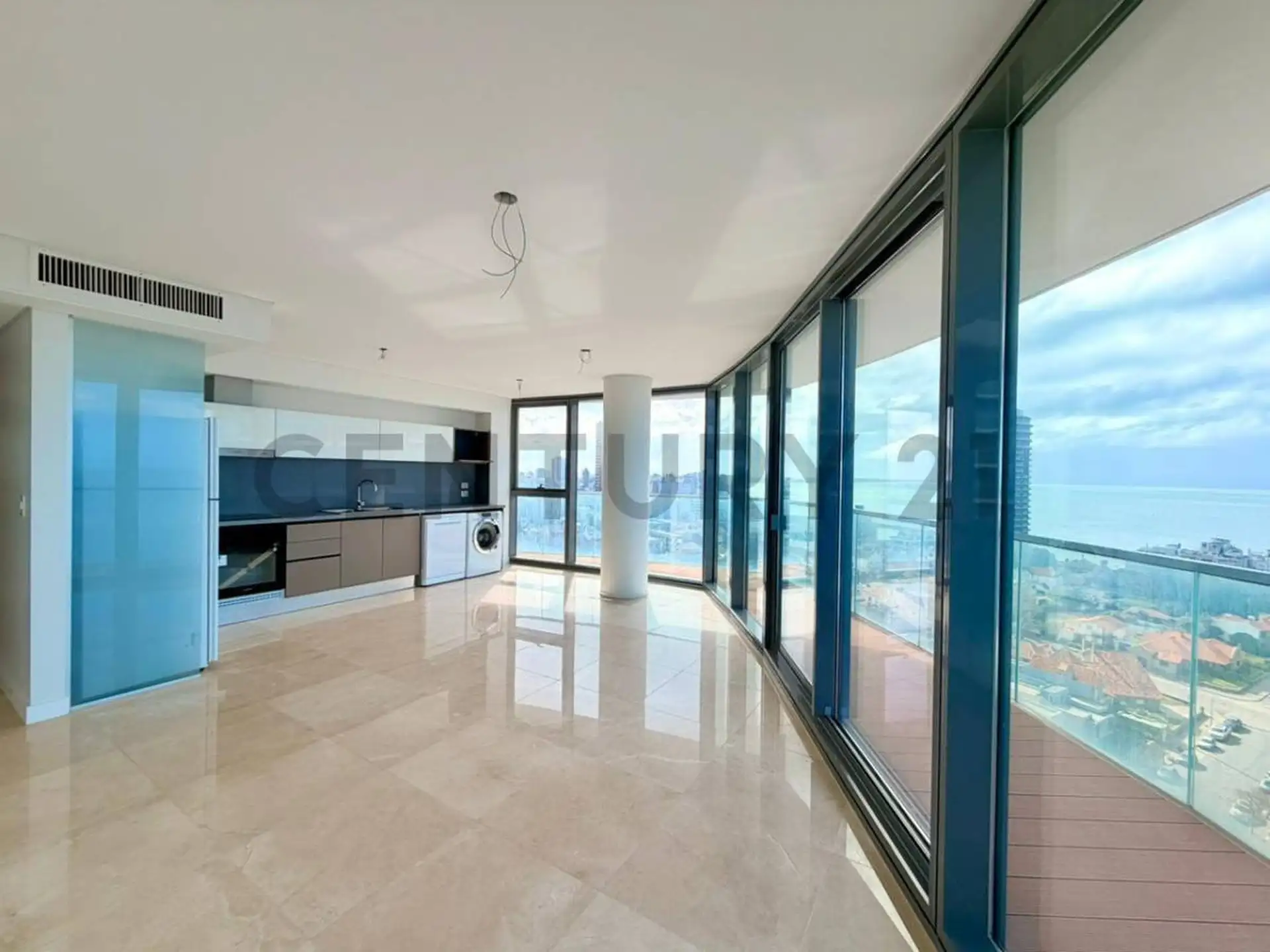 3 AMBIENTES EN MARAL EXPLANADA | PISO 15 | 104 M² | DOBLE COCHERA Y BAULERA| VISTA AL MAR