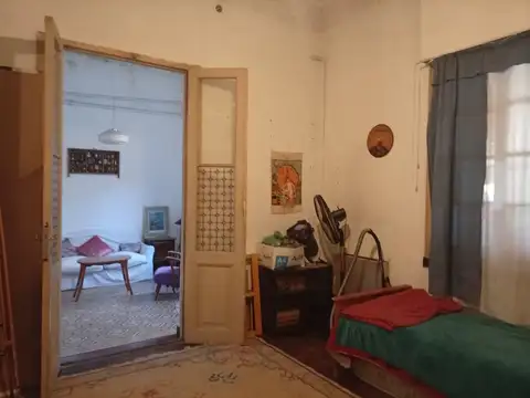 Casa en Venta en Chacarita, USD 320.000