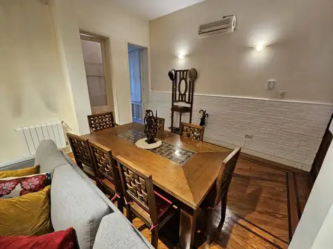 Depto Tipo Casa 4 ambientes con 3 baños