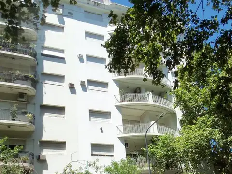 Av. Belgrano 2140 2ºB (Rincon - Pasco)