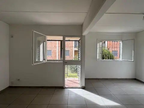 Departamento en Venta en Alto Alberdi, USD 57.000