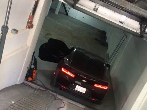 Cochera en venta - 18mts2 - La Plata