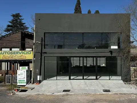 VENTA/PERMUTA -  Amplio Local Comercial  sobre ruta 9 - Country Profesional, Funes