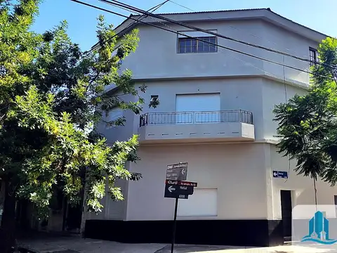 VENTA DEPARTAMENTO 4 AMBIENTES CON BALCÓN Y PATIO – LINIERS