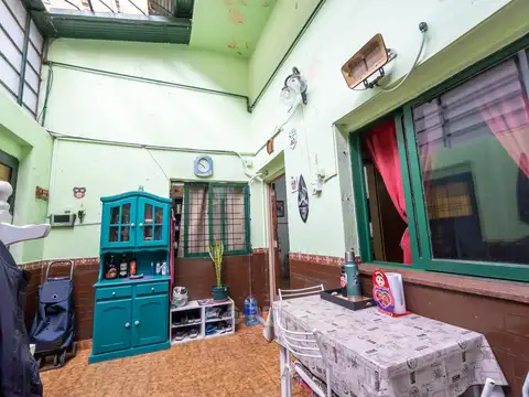 Depto Tipo Casa en Venta de 5 ambientes