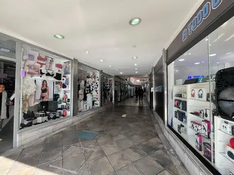 Avenida Rivadavia 16200