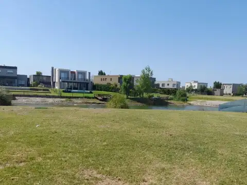 Terreno en Venta en Belen De Escobar, USD 130.000