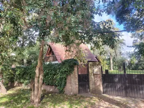 Casa 3 ambientes con 2 baños