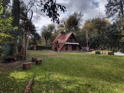 Alquiler hermosa casa en parque leloir