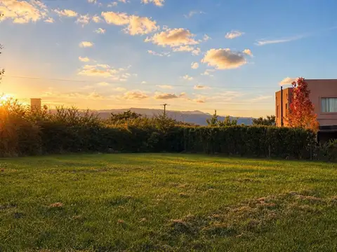 Terreno en Venta en La Fidelina De San Lorenzo, USD 48.000