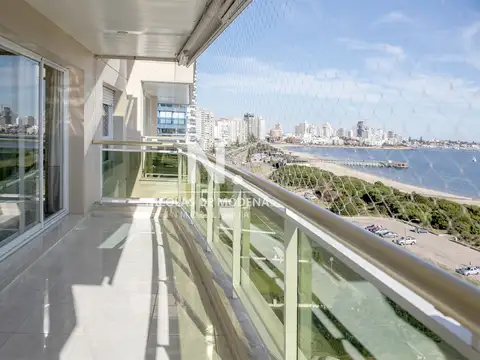 Torre de jerarquía frente al mar, departamento en alquiler en Playa Mansa