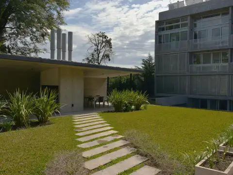 Oficina en Alquiler al Norte