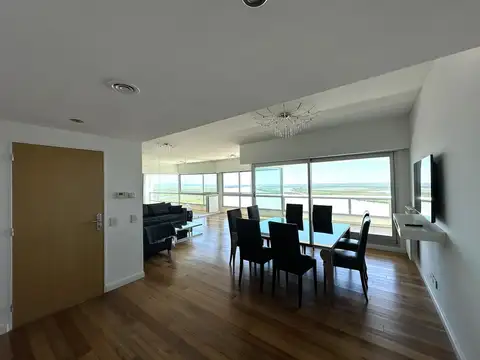 Departamento en Venta con 2 cocheras