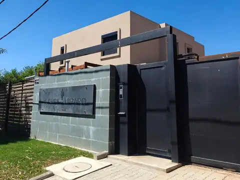 Venta PH en Lomas de Solymar 2 Dormitorios + Patio