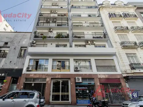 VENTA DEPARTAMENTO 4 AMBIENTES PLANTA BAJA PATIO INTERNO SAN NICOLAS CABA