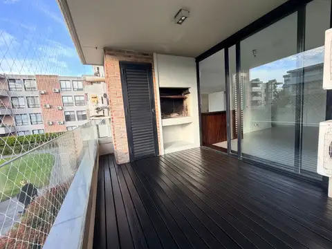 Departamento en Alquiler con 1 cocheras