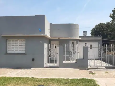 Casa en venta Pérez