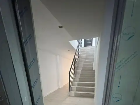 Departamento en Alquiler en Villa Luzuriaga, $ 550.000