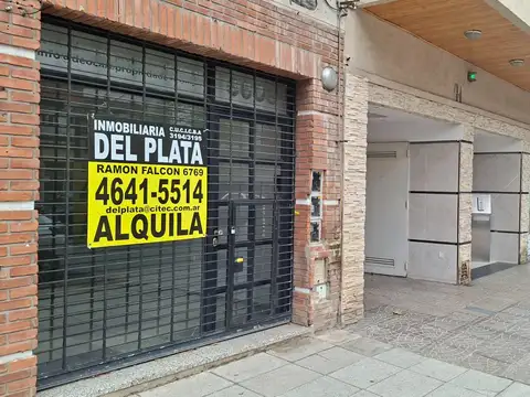 LOCAL SOBRE RAMON L.FALCON 6608 