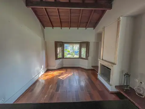 Julián Navarro 3200