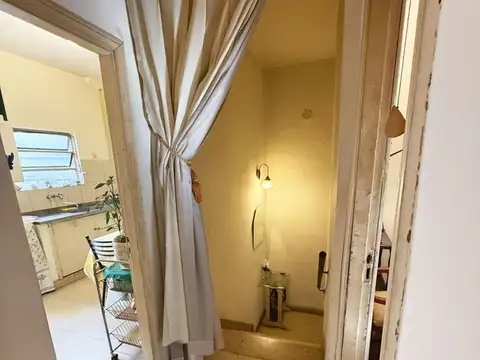 Depto Tipo Casa en Venta 70 años