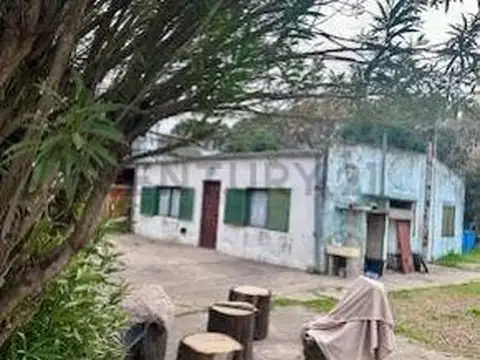 Casa 7 AMBIENTES 3 DORMITORIOS en City Bell, La Plata