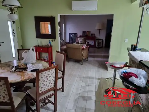 Casa 4 ambientes con 4 baños
