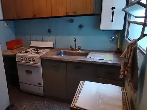 Depto 2 Ambientes en excelente zona de Banfield! SIN EXPENSAS 